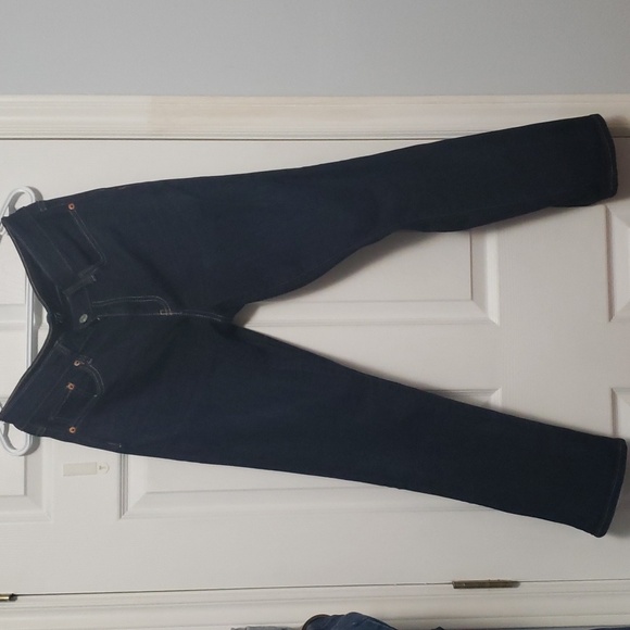 Gap Classic Straight Jeans - Picture 1 of 9